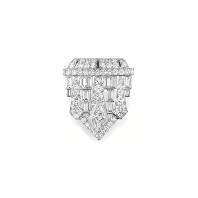 View full screen - View 1 of Lot 29. CLIP DIAMANTS, VERS 1930 | DIAMOND CLIP, 1930S.