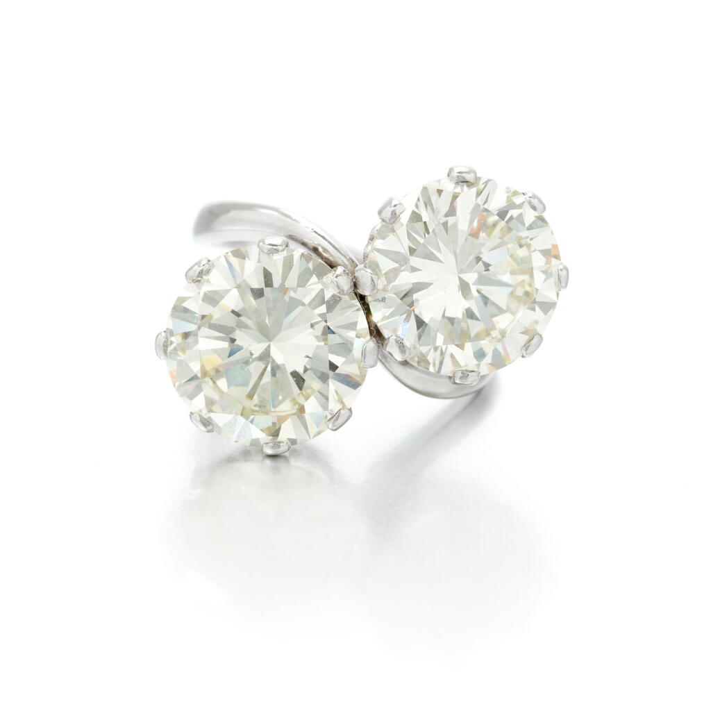 View full screen - View 1 of Lot 95. Diamond ring (Anello in diamanti).