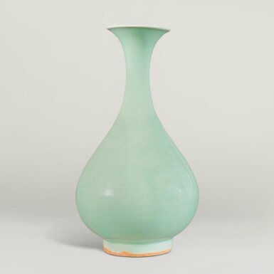 View full screen - View 1 of Lot 128. A rare 'Longquan' celadon-glazed vase (Yuhuchunping), Southern Song dynasty .