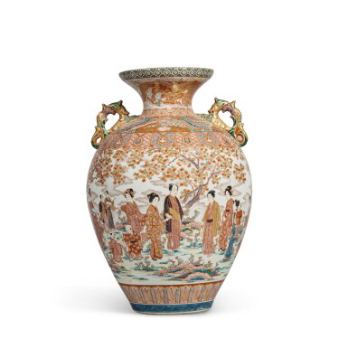 全螢幕檢視 - 查看516A Large Polychrome Enameled Kutani Handled 'Figural' Vase, Meiji/ Taisho Period, Early 20th Century | 九谷色絵大花瓶 花見人物 錦、龍紋 九谷 秋山製、明治/大正時代、20世紀初 | 日本 明治/大正 二十世紀初 九谷花見圖大瓶的1
