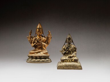 View full screen - View 1 of Lot 60. A gilt-bronze figure of Tsongkhapa and a gilt-bronze figure of a Gelug lama, Qing dynasty, 18th - 19th century | 清十八至十九世紀 鎏金銅宗喀巴坐像及鎏金銅黄教喇嘛坐像一組兩尊.