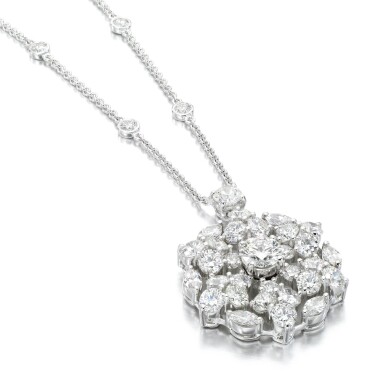 View full screen - View 1 of Lot 83. Graff | Diamond necklace, 'Snowflake'.