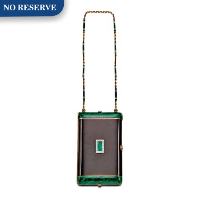 View full screen - View 1 of Lot 1212. ENAMEL AND DIAMOND POWDER CASE | 琺琅彩 配 鑽石 粉盒.