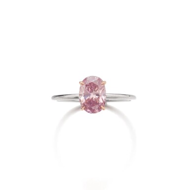 View full screen - View 1 of Lot 607. Fancy deep purplish pink diamond ring.
