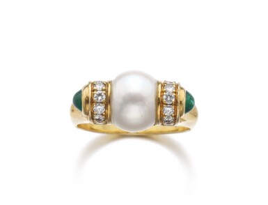 View full screen - View 1 of Lot 30. CULTURED PEARL, EMERALD AND DIAMOND RING | BULGARI.
