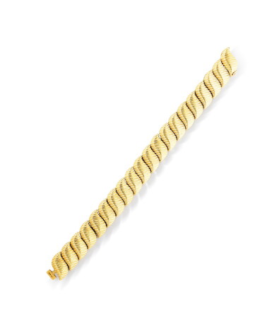 View full screen - View 1 of Lot 70. Van Cleef & Arpels | Bracelet or | Gold bracelet.
