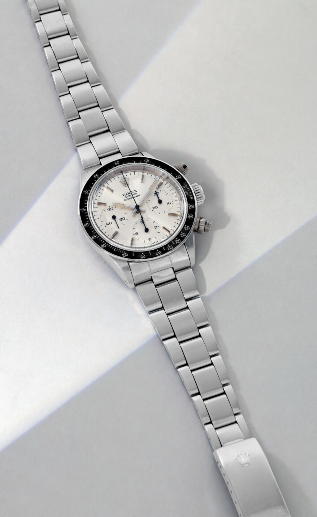 View full screen - View 1 of Lot 340. Daytona 'Albino', Reference 6263 | A stainless steel chronograph wristwatch with bracelet and 'albino' dial | Circa 1971.