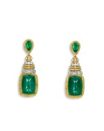 PAIR OF EMERALD, DIAMOND AND SEED PEARL PENDENT EARRINGS | 「哥倫比亞」祖母綠 配 鑽石 及 珍珠 耳墜一對 (兩顆祖母綠重9.88及9.67卡拉)