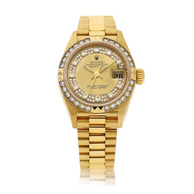 View full screen - View 1 of Lot 8026. Rolex | DateJust, Reference 69268, A yellow gold and diamond-set wristwatch with date and bracelet, Circa 1994 | 勞力士 | DateJust 型號69268 黃金鑲鑽石鏈帶腕錶,備日期顯示,約1994年製.