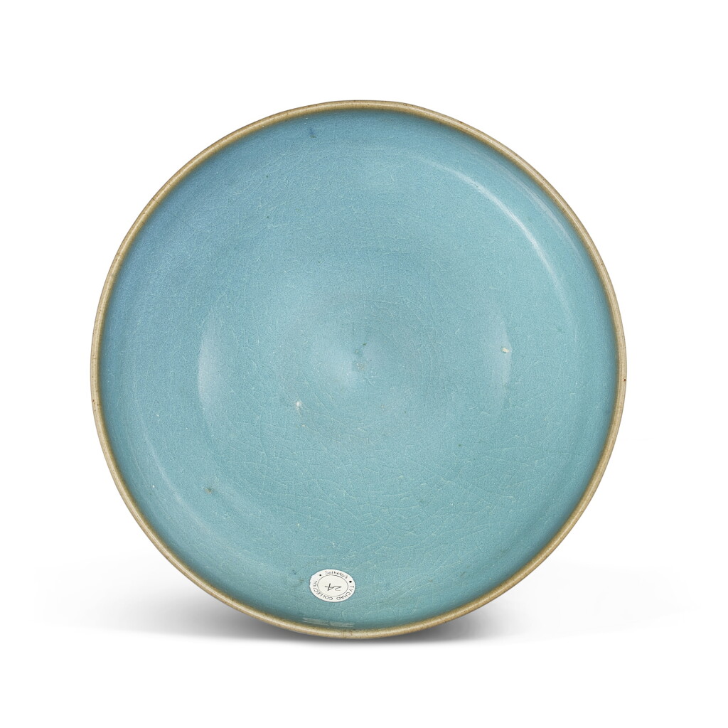 View full screen - View 1 of Lot 365. A large Junyao bubble bowl Song dynasty 宋 鈞窰天藍釉斂口盌.
