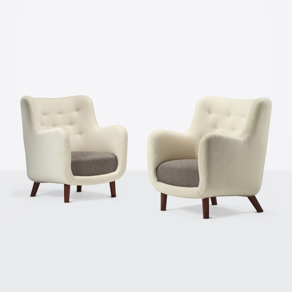 View full screen - View 1 of Lot 65. Paire de fauteuils.