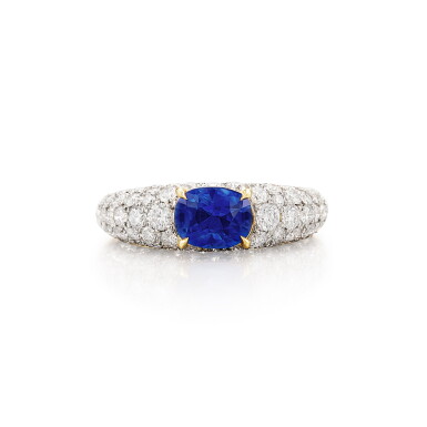 View full screen - View 1 of Lot 234. Sapphire and Diamond Ring | 卡地亞 | 2.08克拉 天然「喀什米爾」未經加熱藍寶石 配 鑽石 戒指.
