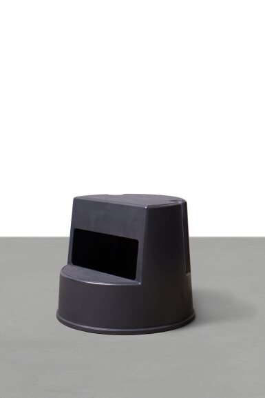 View full screen - View 1 of Lot 547. Rubbermaid Step Stool.