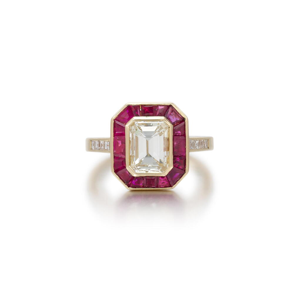 View full screen - View 1 of Lot 166. Diamond and ruby ring | Anello in diamanti e rubini.