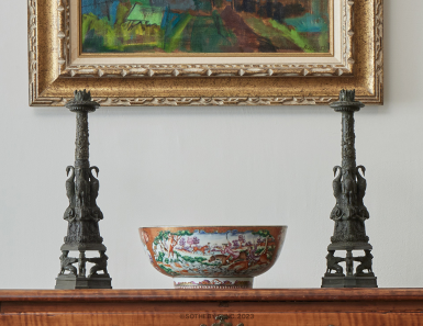 View full screen - View 1 of Lot 46. A Chinese Export Mandarin Palette ‘Hunting Subject’ Punch Bowl, Qing Dynasty, Qianlong Period, Circa 1780 | 清乾隆 約1780年 粉彩狩獵圖盌.