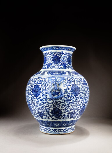 View full screen - View 1 of Lot 162. A large blue and white 'lotus' hu-form vase, Late Qing dynasty - Republican period | 晚清至民國 青花纏枝蓮紋鋪首耳大壺.