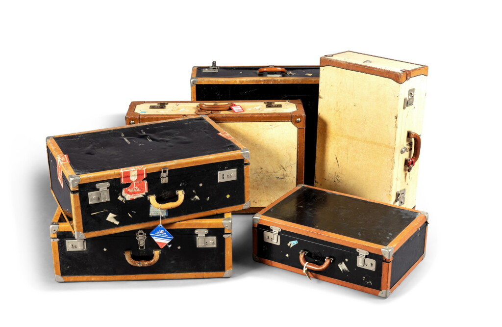View full screen - View 1 of Lot 1011. Fendi, Roma, set of six black and beige hard cases | Fendi, Rome, lot de six valises rigides noires et beiges.