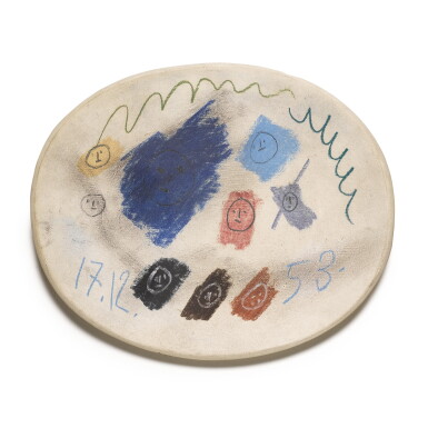 View full screen - View 1 of Lot 16. PABLO PICASSO | PETITE ASSIETTE OVALE (PALETTE AVEC PETITS VISAGES).
