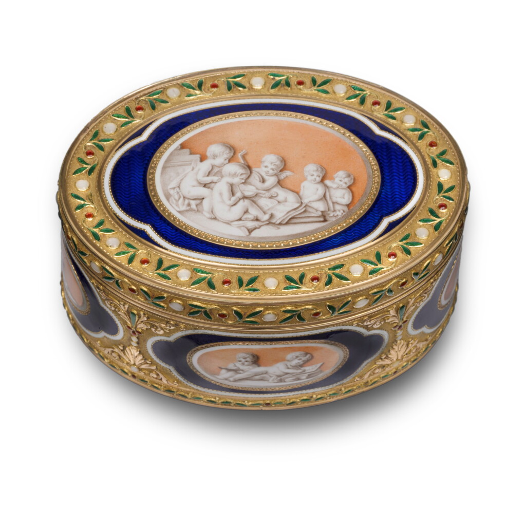 View full screen - View 1 of Lot 1262. A large gold and enamel ‘tribute’ snuff box, late 19th century.