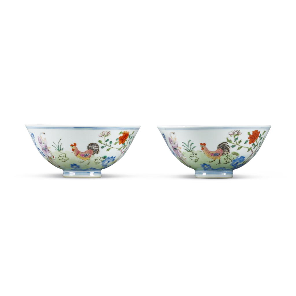 View full screen - View 1 of Lot 1099. A pair of famille-rose 'chicken' bowls, 20th century | 二十世紀 粉彩功名富貴圖詩文盌一對 《大清乾隆年製》仿款.
