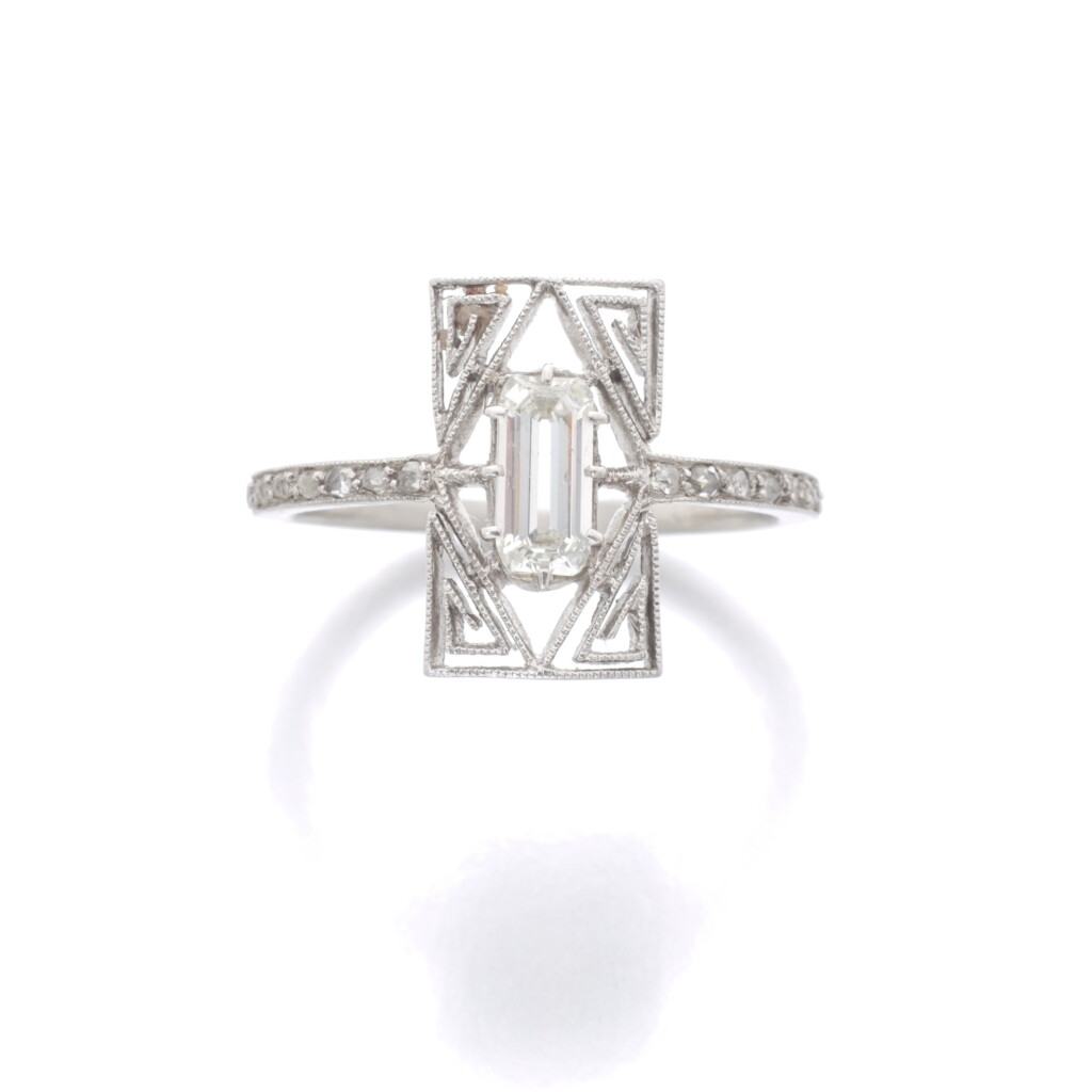 View full screen - View 1 of Lot 36. LALIQUE | DIAMOND RING, EARLY 20TH CENTURY.