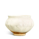 A Cizhou white-glazed 'melon' jar, Northern Song dynasty | 北宋 磁州窰白釉瓜棱罐
