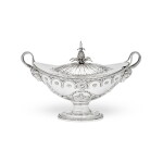Of Philadelphia Interest: George III Silver Sauce Tureen and Cover, William Holmes, London, 1783