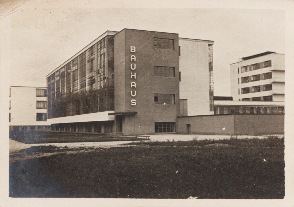 View full screen - View 1 of Lot 2. Bauhaus Dessau, circa 1925.