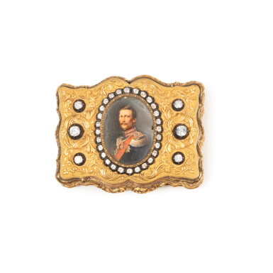 View full screen - View 1 of Lot 26. A jewelled two-colour gold and ivory portrait presentation snuff box, Weishaupt & Söhne, Hanau, circa 1860 | Tabatière à portrait en ivoire et or bicolore par Weishaupt & Söhne, Hanau, vers 1860, .