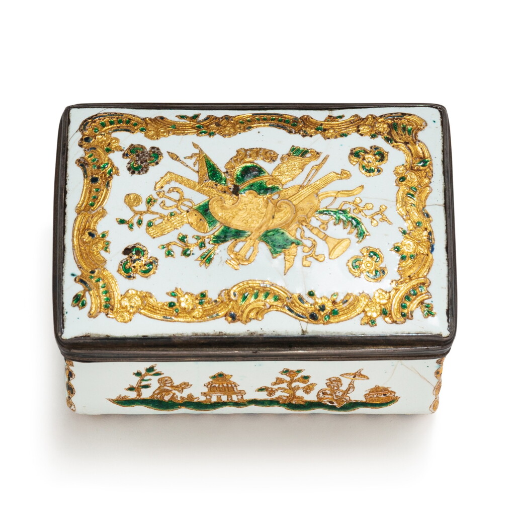View full screen - View 1 of Lot 317. An enamel snuff box with gilt-metal mounts, German, circa 1740 | Tabatière en émail monté en métal doré, Allemagne, vers 1740.