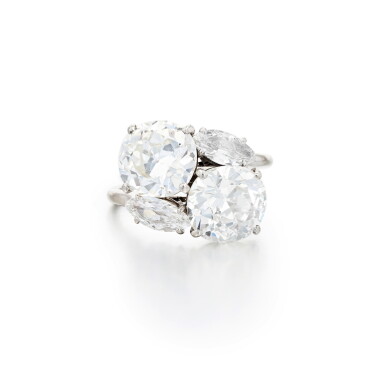 View full screen - View 1 of Lot 77. Cartier | Bague diamant | Diamond ring.