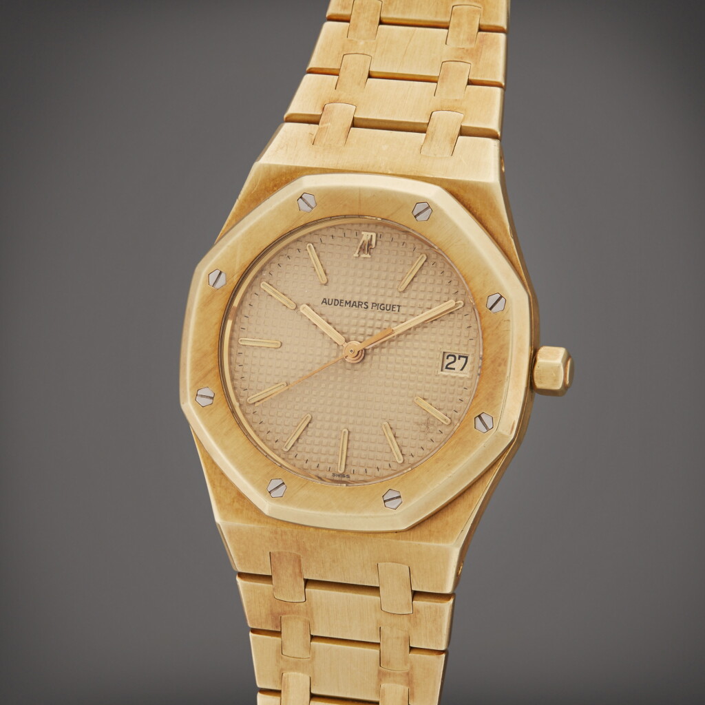 View full screen - View 1 of Lot 15. Reference 4332BA Royal Oak | A yellow gold automatic wristwatch with date and bracelet, Circa 1980.