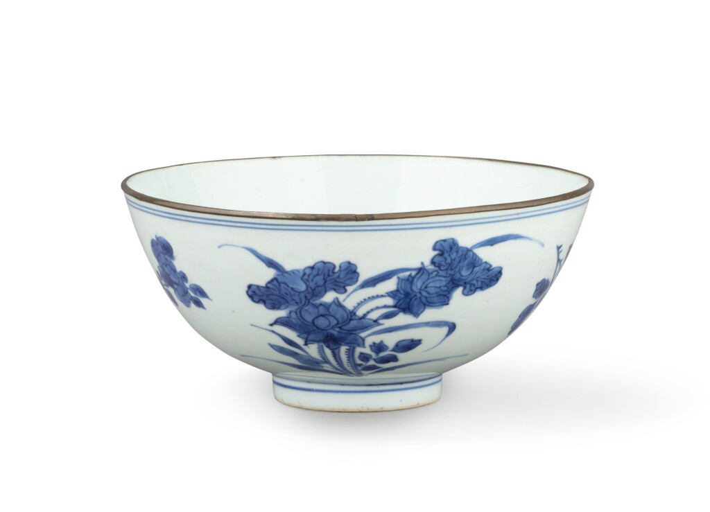 View full screen - View 1 of Lot 279. A blue and white ‘flower’ bowl, China, Qing Dynasty, Kangxi period.