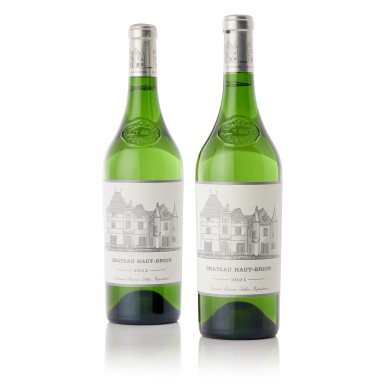 View full screen - View 1 of Lot 9155. Château Haut Brion Blanc 2021 (6 BT).