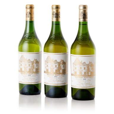 View full screen - View 1 of Lot 5368. Château Haut Brion Blanc 2003 (12 BT).