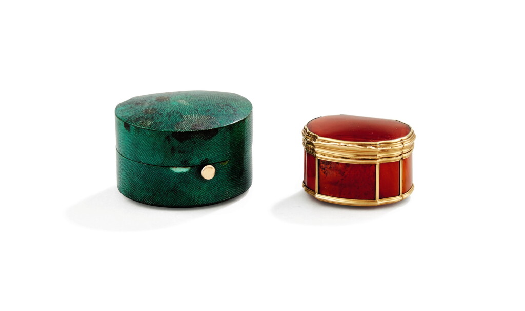 View full screen - View 1 of Lot 91. AN AGATE GOLD SNUFFBOX, ANTOINE DAROUX, PARIS, 1737-1738 | BOÎTE EN AGATE À MONTURE EN OR PAR ANTOINE DAROUX, PARIS, 1737-1738.