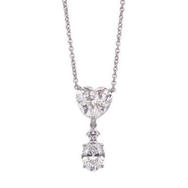 View full screen - View 1 of Lot 2825. Diamond Pendent Necklace | 3.07克拉 心形 配 1.03克拉 橢圓形 D色 鑽石 項鏈.