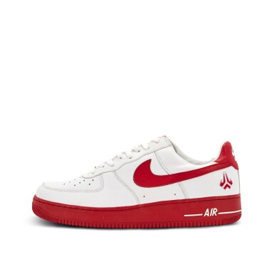 View full screen - View 1 of Lot 4. Kobe Bryant Nike Air Force 1 | Size 13.
