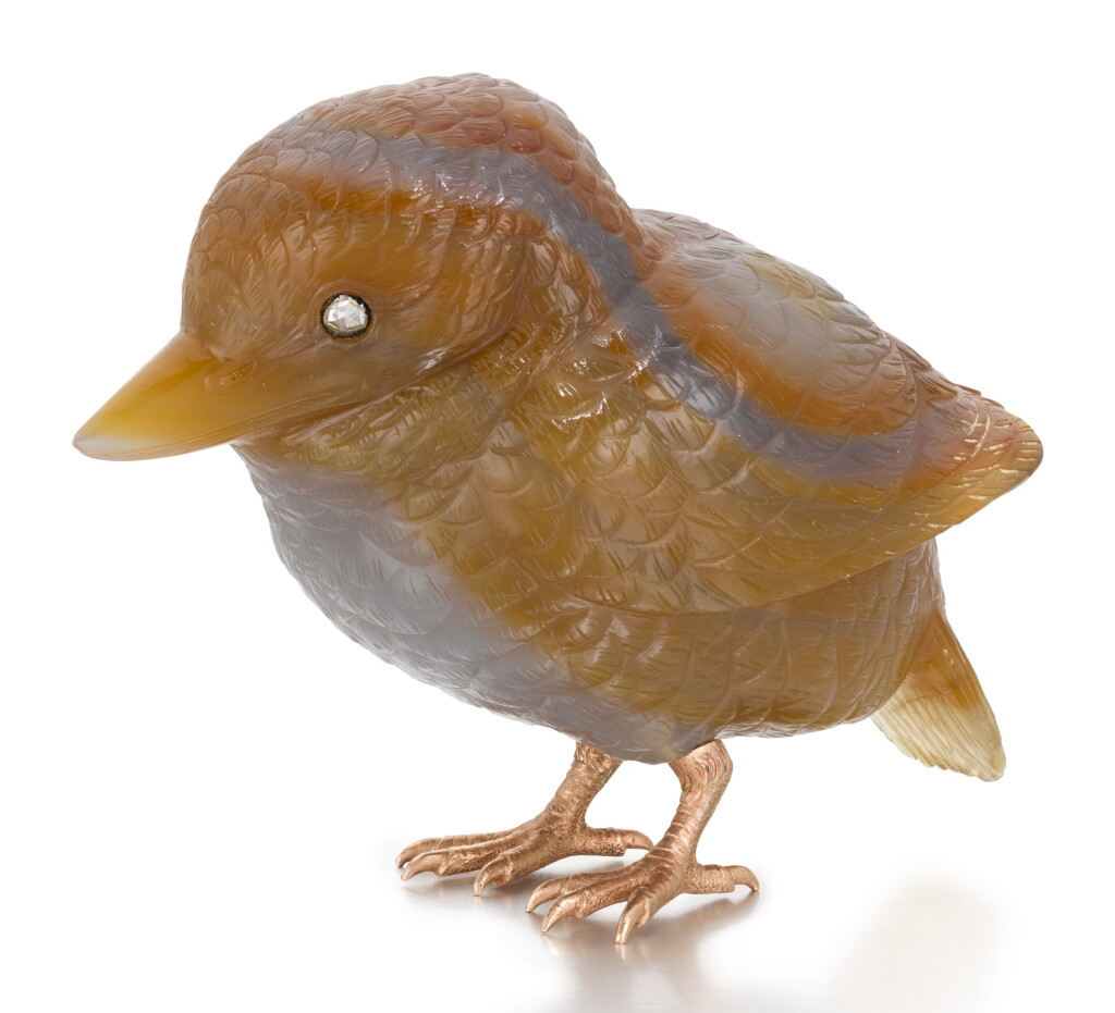 View full screen - View 1 of Lot 321. A FABERGÉ JEWELLED GOLD-MOUNTED AGATE MODEL OF A FLEDGLING, WORKMASTER HENRIK WIGSTRÖM, ST PETERSBURG, 1908-1917.