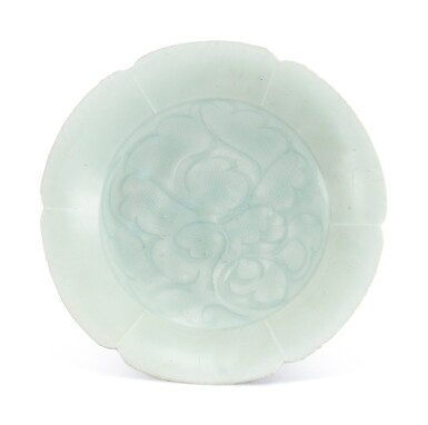 View full screen - View 1 of Lot 502. A qingbai lobed 'floral' dish Southern Song dynasty | 南宋 青白釉刻花卉紋葵口盤.