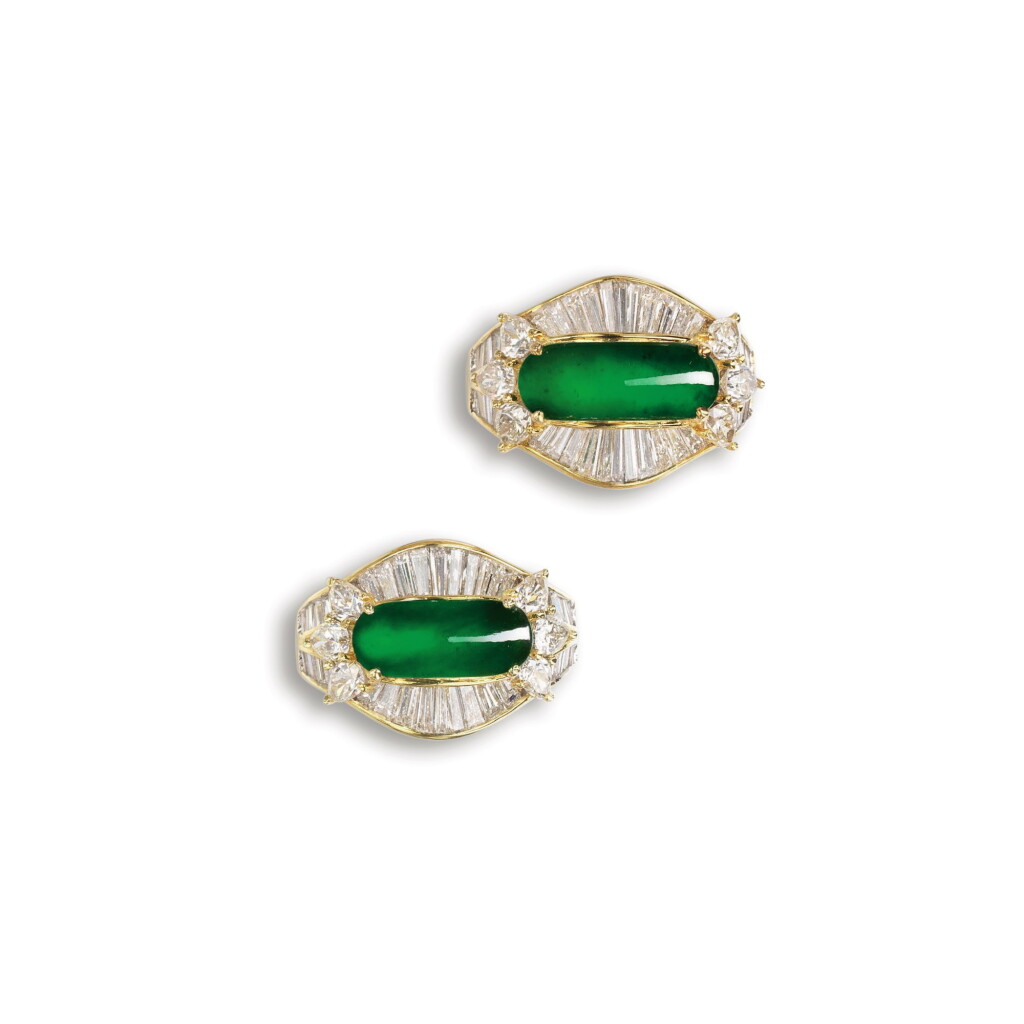 View full screen - View 1 of Lot 1768. PAIR OF JADEITE AND DIAMOND RINGS 天然翡翠 配 鑽石 戒指一對.