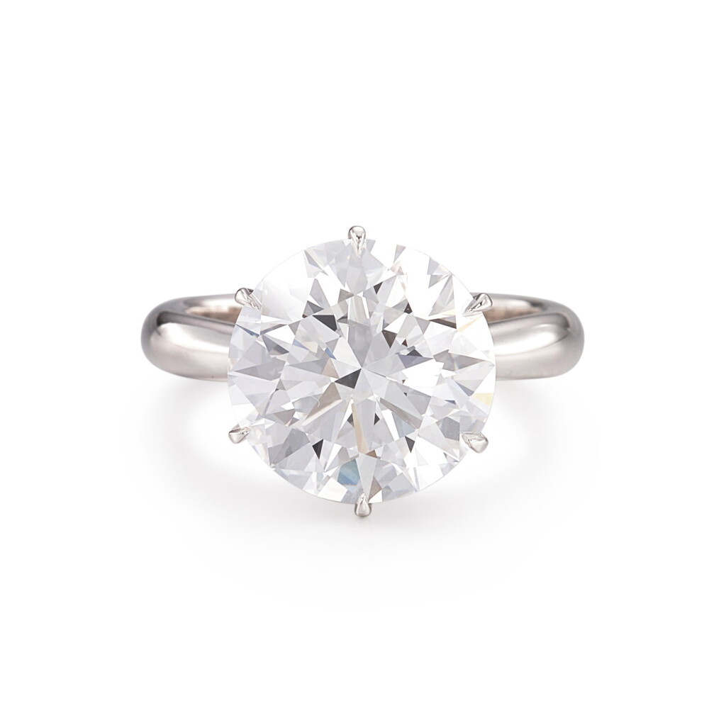 View full screen - View 1 of Lot 1719. Diamond Ring | 6.12克拉 圓形 D色 內部無瑕 鑽石 戒指.