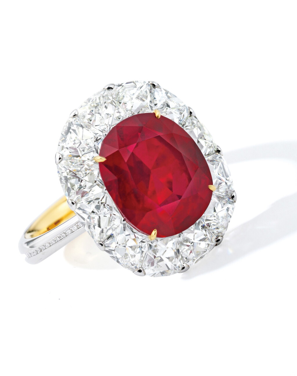 View full screen - View 1 of Lot 1743. DESIGNED AND MOUNTED BY FORMS | AN EXCEPTIONAL RUBY AND DIAMOND RING | Forms 設計及鑲嵌 | 非常珍罕 6.41卡拉 天然「緬甸鴿血紅」未經加熱紅寶石 配 鑽石 戒指 戒指.