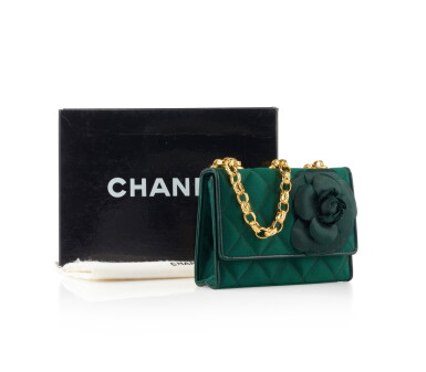View full screen - View 1 of Lot 120. CHANEL | GREEN QUILTED FLOWER FLAP MINI.