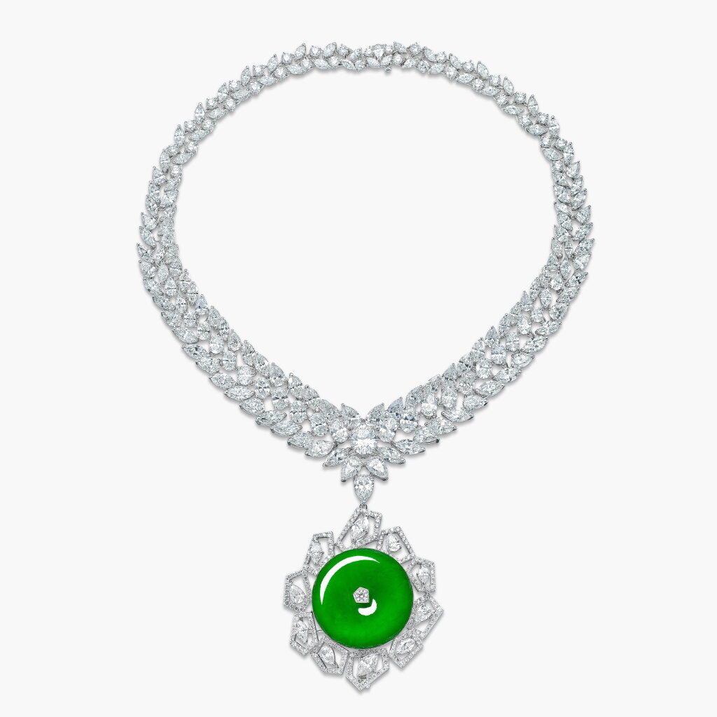 View full screen - View 1 of Lot 1796. Carved Jadeite ‘Huaigu’ and Diamond Pendent Necklace | 天然「緬甸」翡翠「懷古」配 鑽石 掛墜項鏈.