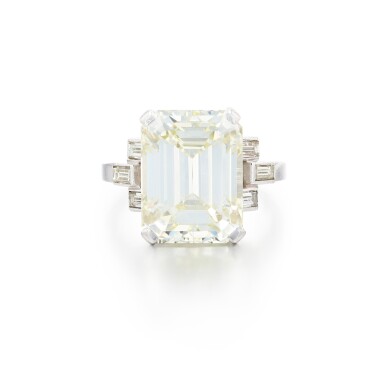 View full screen - View 1 of Lot 95. Bague diamant | Diamond ring.