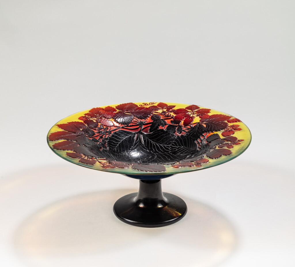 View full screen - View 1 of Lot 709. Cup, circa 1918-1936.