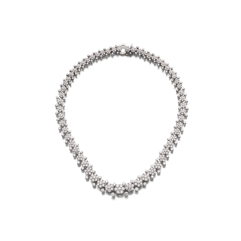 View full screen - View 1 of Lot 423. Diamond necklace.