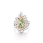 Fancy Yellow-Green Diamond and Diamond Ring / Pendant | 5.02克拉 彩黄綠色鑽石 配 鑽石 戒指 / 掛墜