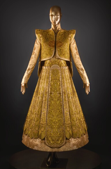 GUO PEI | GOLD CHINESE TRADITIONAL BRIDAL DRESS